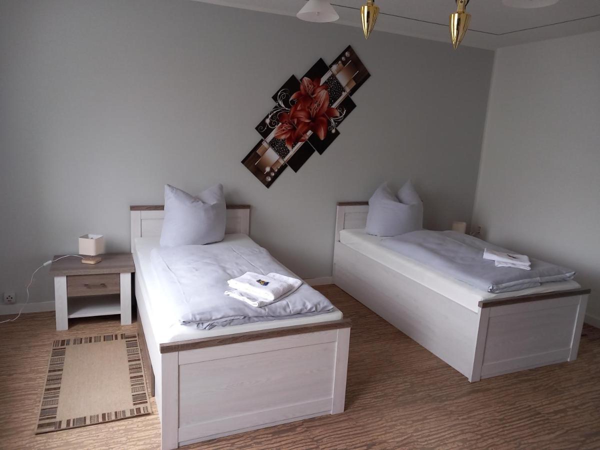 Hotel Eintracht 미트와이다 외부 사진
