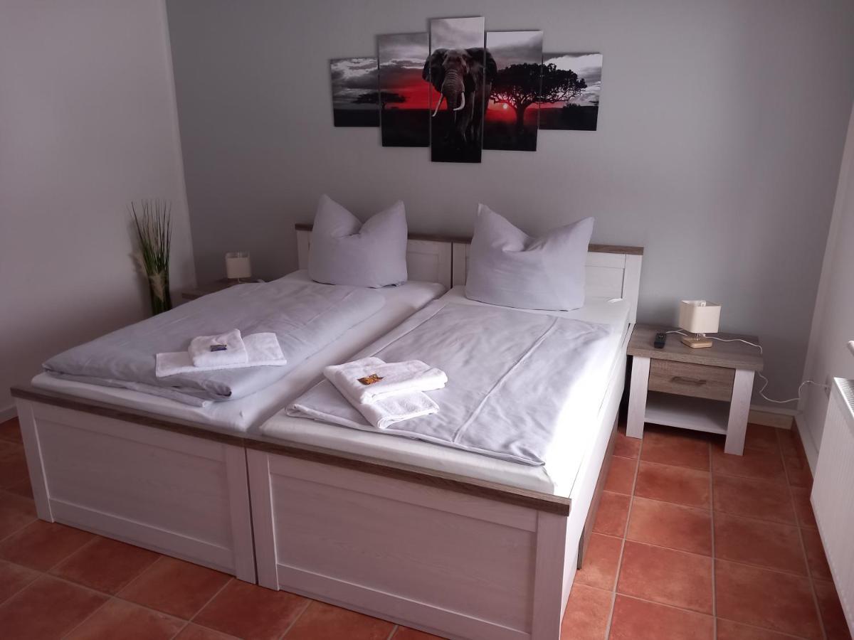 Hotel Eintracht 미트와이다 외부 사진