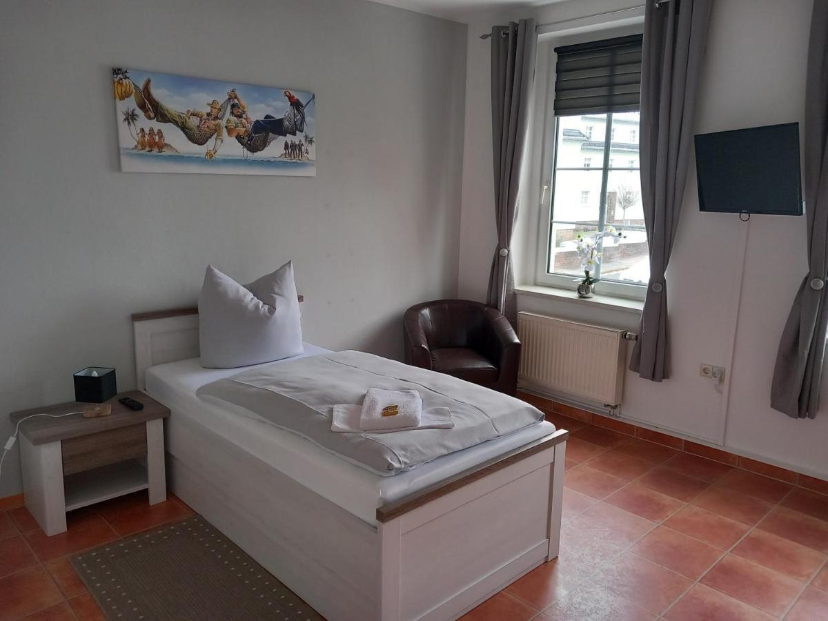 Hotel Eintracht 미트와이다 외부 사진